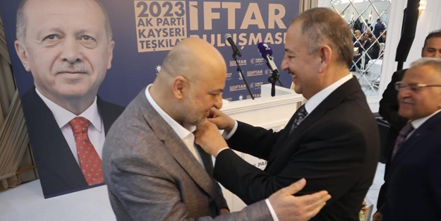 Babacan'a şok! 'FETÖ'ye teslim olmayacağız' diyerek AK Parti'ye katıldılar