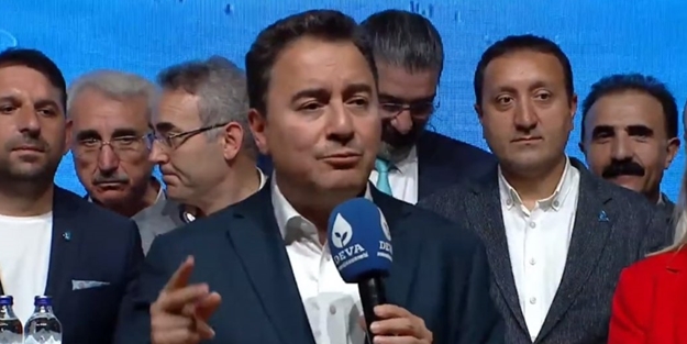 Babacan'dan 'yok artık' dedirten açıklama! Sınır ötesi operasyondan HDP de bilgilendirilmeliymiş