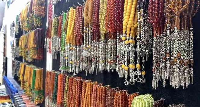 Babalar Günü öncesinde doğal taş tespihlere ilgi büyük