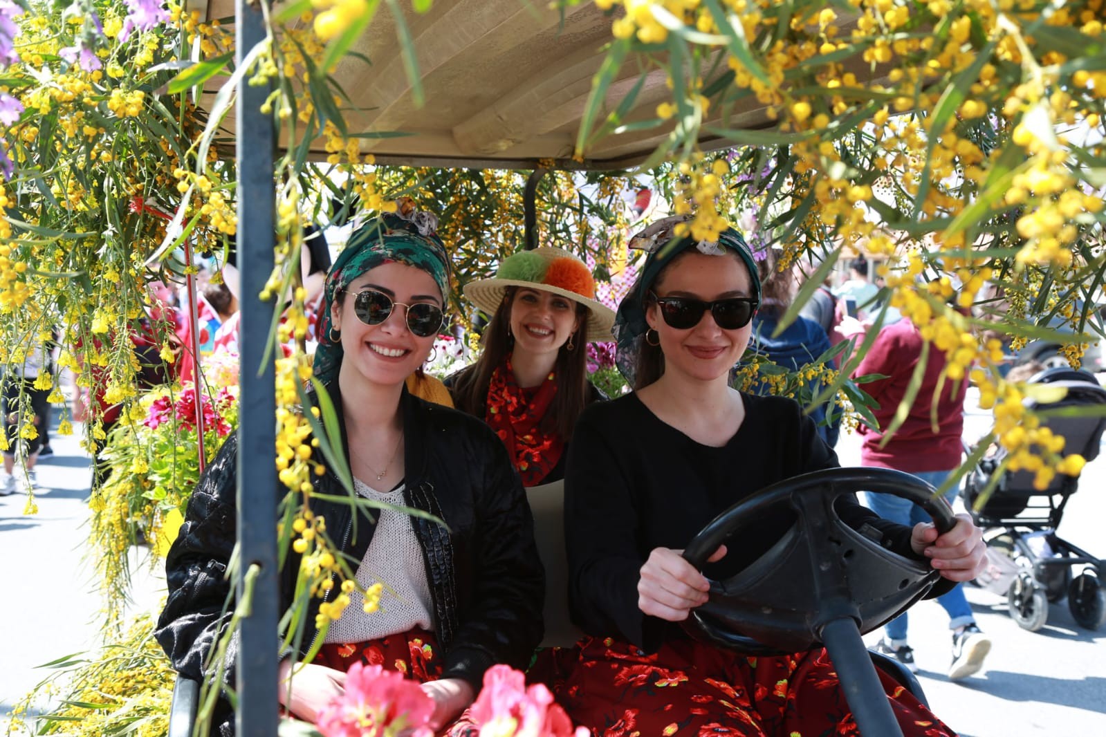 Babalarının malı olsa dağıtmazlar! CHP'li belediyeden ot festivaline 62 milyon TL!