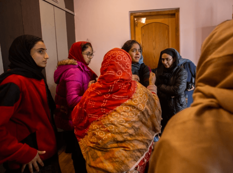 “Babamı neden öldürdünüz” diye sordum, onlar ise kahkahalarla güldü