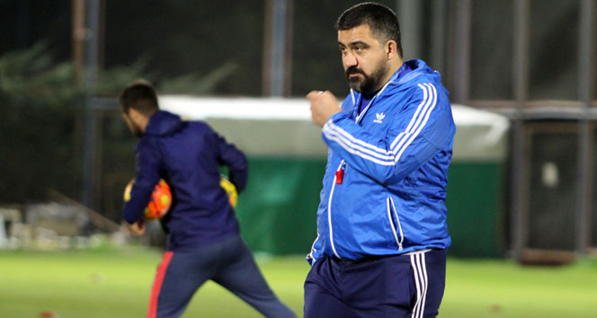 'Babamın dışında kimsenin elini öpmedim'