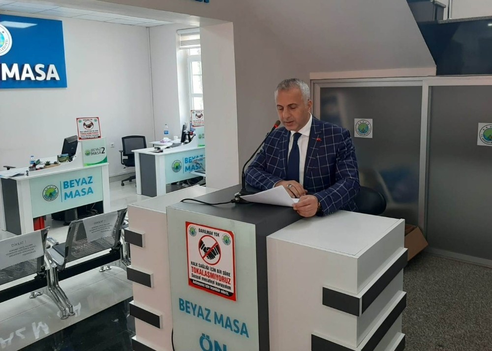 Babaoğlu’ndan Hendek halkına anonslu kutlama 