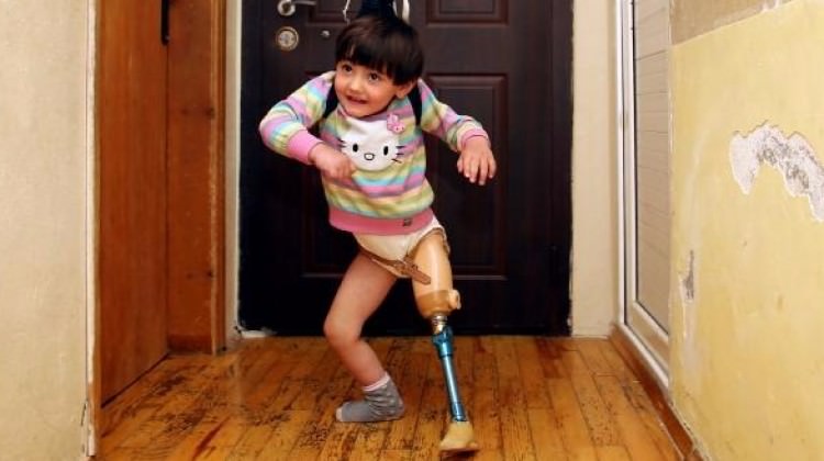 Babası ağlamasına dayanamadı! Düzenek yaptı