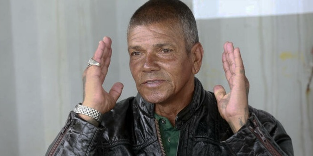 Babası dahil 100'den fazla insan öldüren katil serbest bırakılınca...