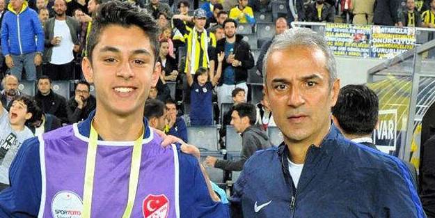 Babası Fenerbahçe'ye, oğlu Isparta 32 Spor'a imzayı attı