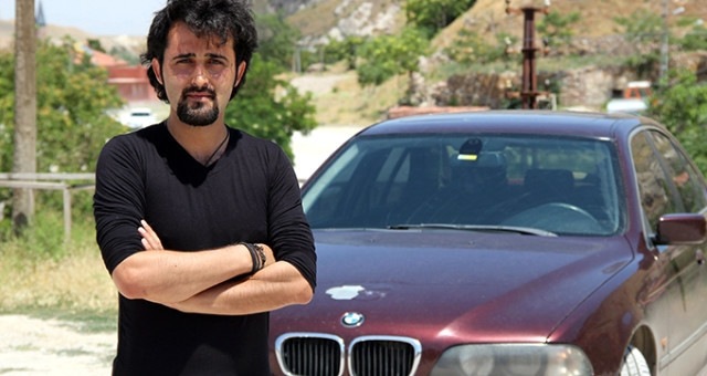 Babasına kızıp arabasını satışa çıkardı… O ilan herkesi şaşırttı