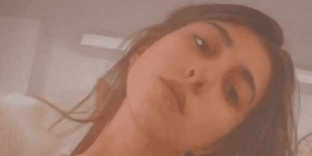 Babasını bıçaklayarak öldürmüştü: Genç kız için istenen ceza belli oldu
