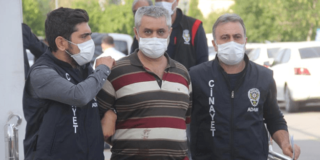 Babasını satırla öldüren adam: ölek, gidek, geri gelek oyunu oynadık