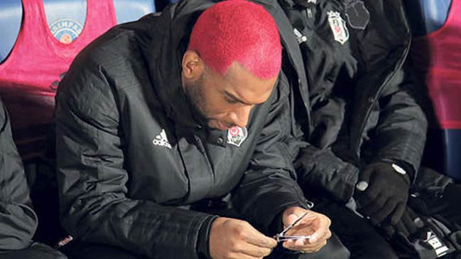 Babel'den yedek kulübesinde şaşırtan hareket
