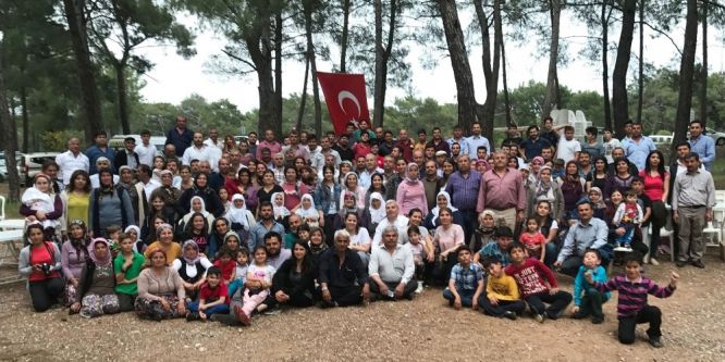 800 kişilik aile piknikte buluştu