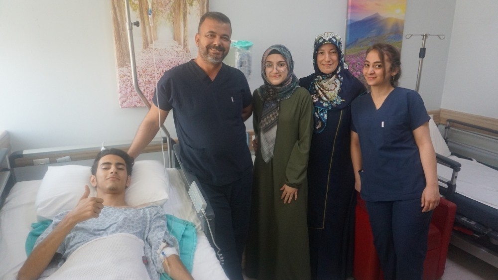 Bademcik ameliyatı ile sağlığına kavuştu 