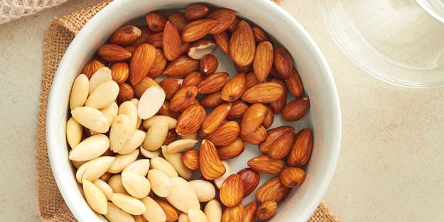 Bademi düzenli olarak bu şekilde yerseniz...