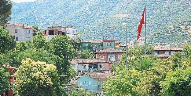 Bademli’nin bademleri çiçek açtı