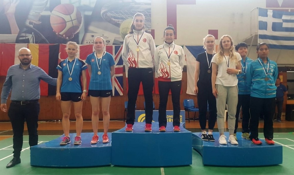 Badmintonda 2 bronz, 1 altın madalya 