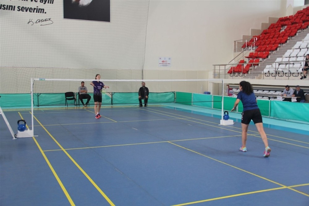 Badminton’da Şampiyonlar belli oldu 