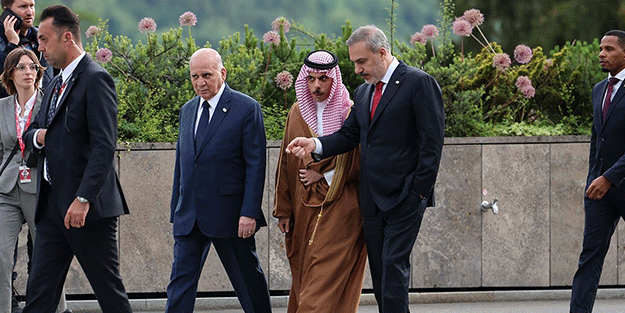 BAE Hakan Fidan'ı konuşuyor! Gündemi altüst etti