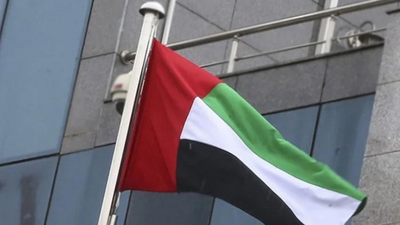 BAE, Lübnan seyahat yasağını kaldırdı ABD 'Seyahat etmeyin' uyarısı verdi!