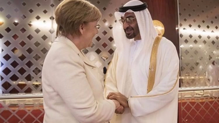 BAE, Merkel'den böyle intikam aldı