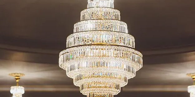 BAE Türkiye'den satın almak için ilan verdi: avize ve lamba satın almak istiyor! Harekete geçti, gaza bastı