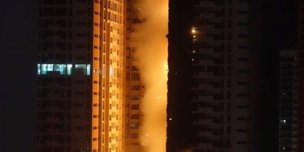 BAE'de büyük gökdelen yangını!