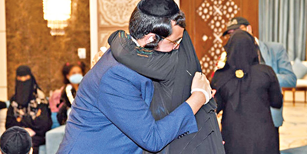 BAE’den Yahudilere sınırsız hizmet