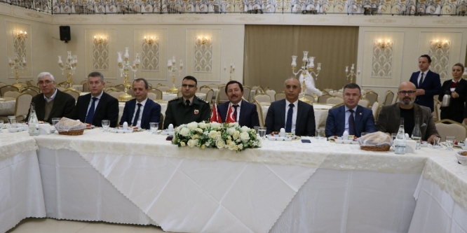 Vali Balkanlıoğlu basın mensuplarıyla buluştu