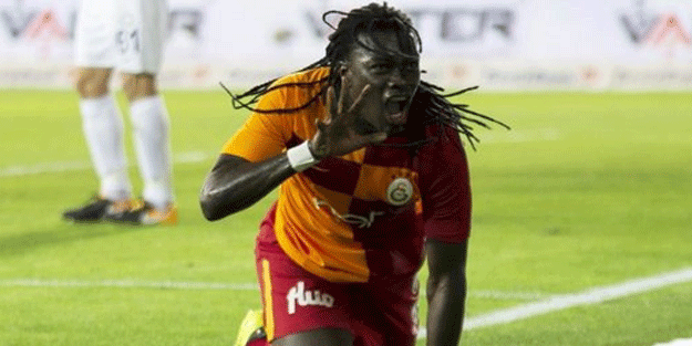 Bafetimbi Gomis, penaltıyı gole çeviremedi