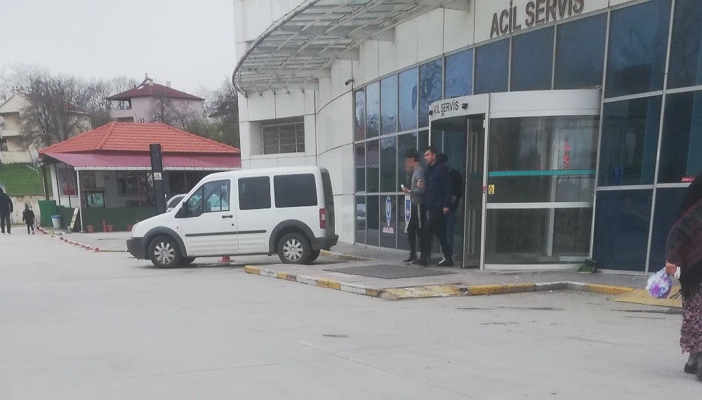 Bafra’da gençler arasında bıçaklı kavga: 1 yaralı 