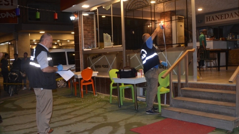 Bafra’da iki iş yerini kurşunlayan zanlı teslim oldu 