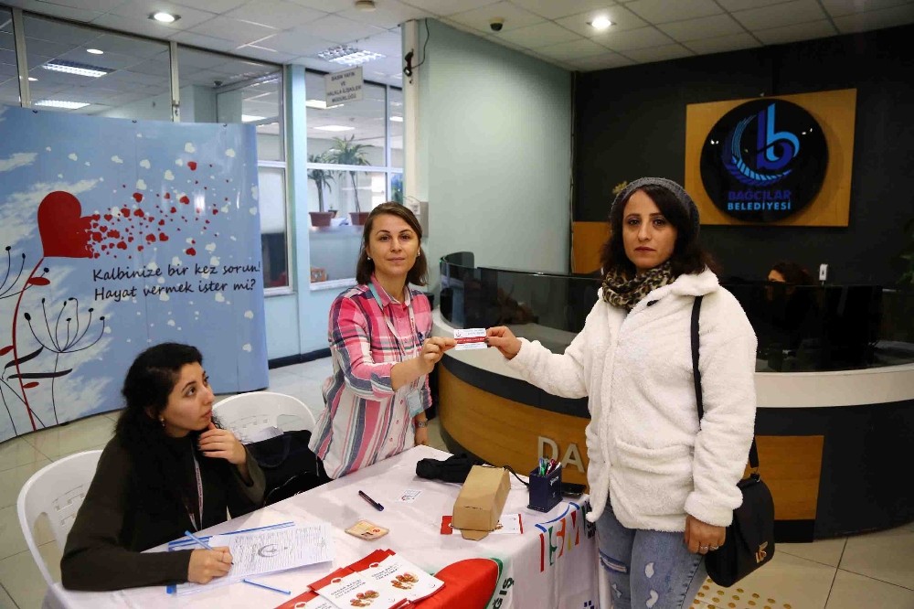 Bağcılar Belediyesi’nden hayat kurtaran stant 