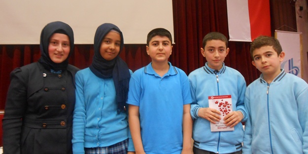 İmam Hatip öğrencileri başarıya doymuyor