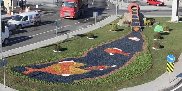 “Bağcılar’da 1 milyon 93 bin mevsimlik çiçek dikildi”