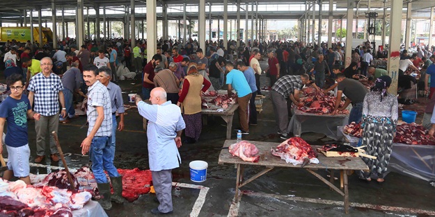 Bağcılar'da 812 personel ile bayram mesaisi