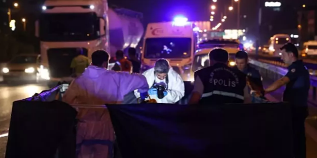 Bağcılar'da otomobilin çarptığı yaya hayatını kaybetti