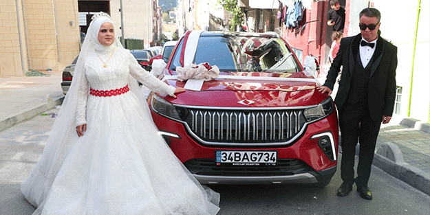 Bağcılar’da toplu düğün şöleni! 30 kişi böyle evlendi