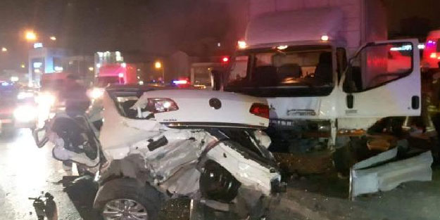 Bağcılar'da trafik kazası: 3 yaralı