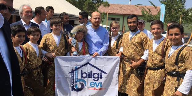 Bağcılarlı Magjan Canaltay, Okçuluk Yarışması’nda birinci oldu