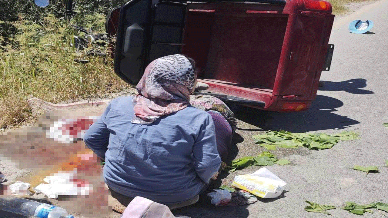 Bağdan dönen kadınlar yoldan çıkıp devrildi: 1 ölü, 1 yaralı