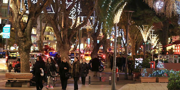Bağdat Cadddesi'nde mağazaların yüzde 80'i doldu