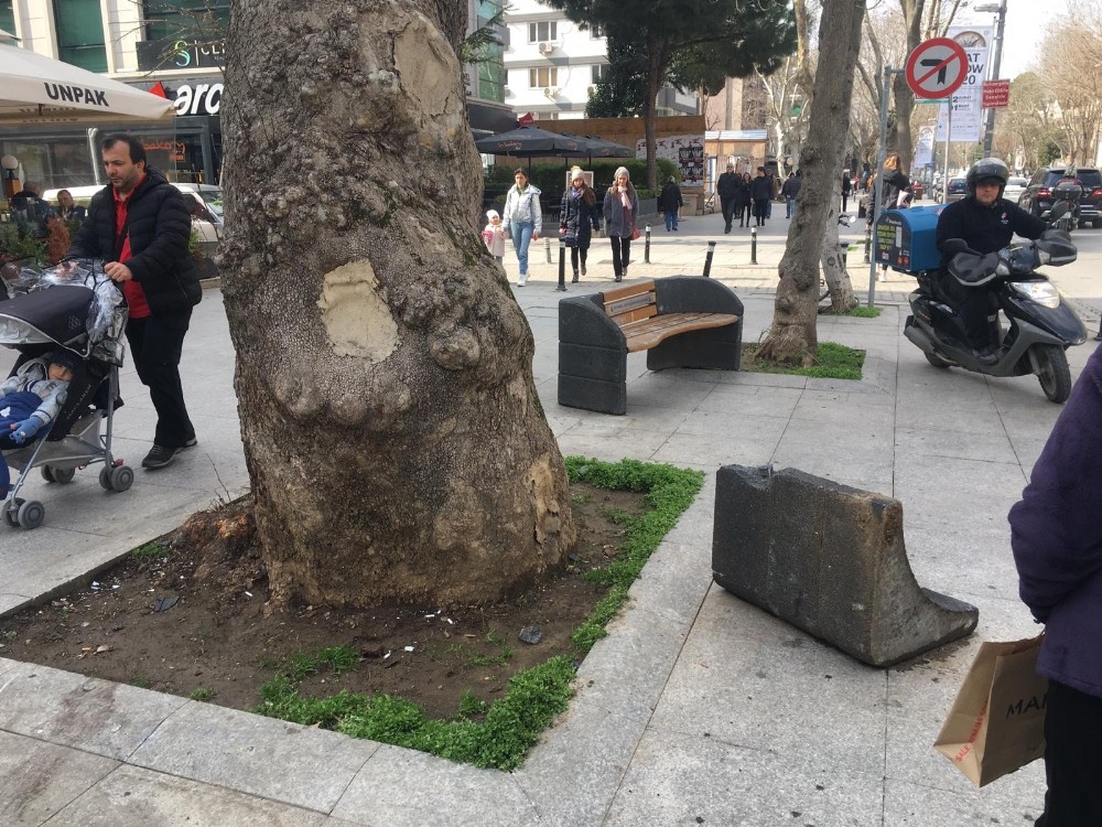 Bağdat Caddesinde kazanı olduğu bölgedeki esnaf kazayı anlattı 