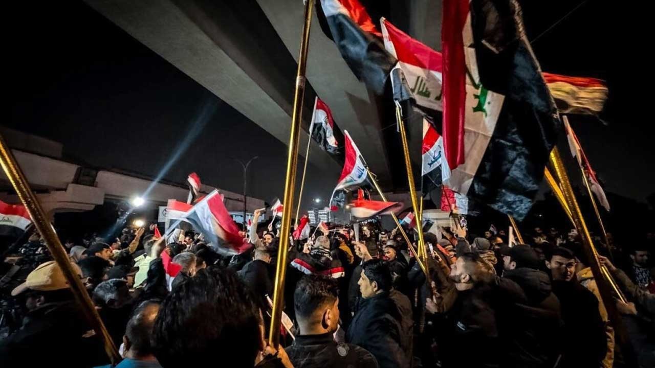 Bağdat karıştı! Güvenlik güçlerine ateş açtı