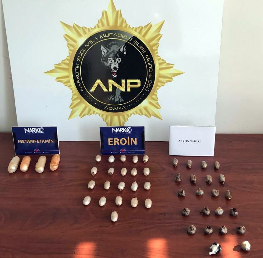 Bağırsağından 47 paket uyuşturucu çıktı, 
