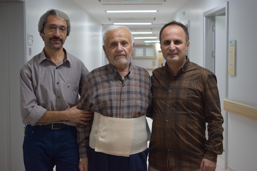 Bağırsağından yapılan mesaneyle yeniden hayata tutundu 