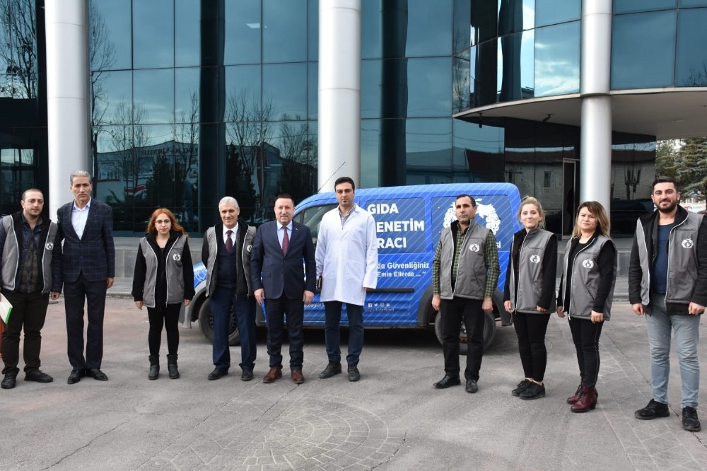 Bağlar Belediyesi, halkın sağlığıyla oynayanlara göz açtırmıyor 