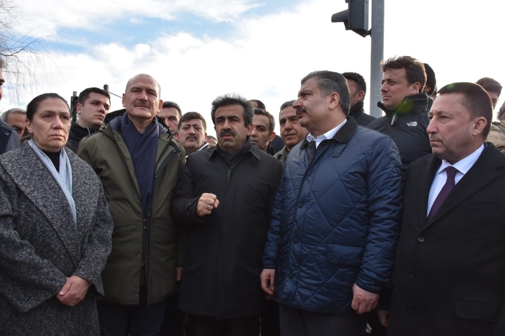Bağlar Belediyesi’nden deprem seferberliği 