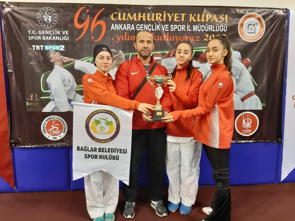 Bağlar Belediyesinin milli sporcularından ‘evde kal’ çağrısı 