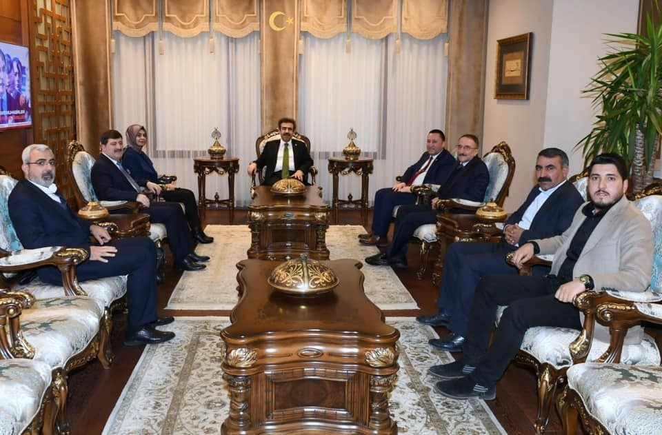 Bağlar’a yapılacak hizmetler masaya yatırıldı 