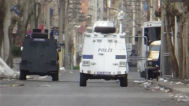 Bağlar'da sokağa çıkma yasağı kalkıyor