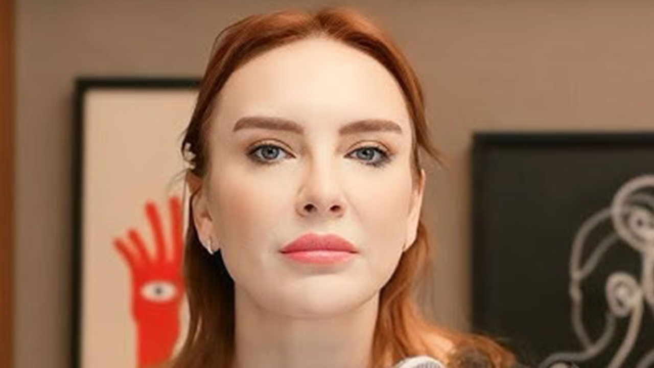 Bahar Feyzan hükümeti eleştirmek isterken fena halde rezil oldu: Orayı b.k götürüyor